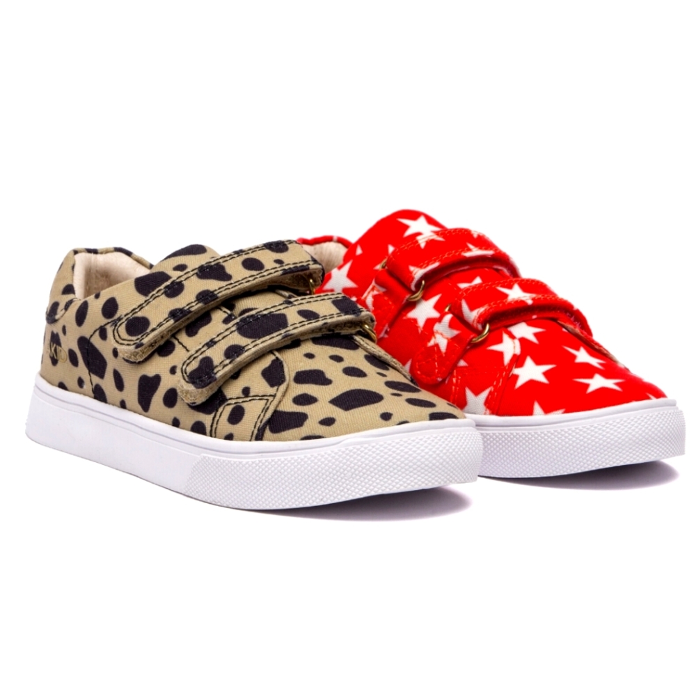 AKID Axel Mismatch Velcro Sneakers, Dalmatian and Coral Stars